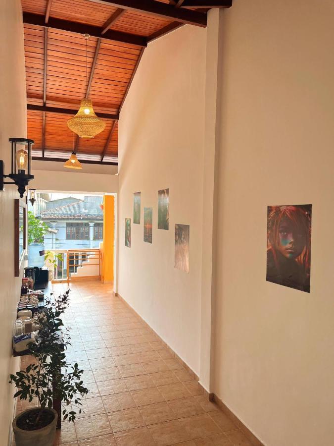 Hummus Hostel Hikkaduwa Exterior foto