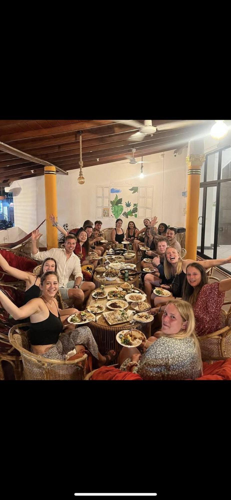 Hummus Hostel Hikkaduwa Exterior foto